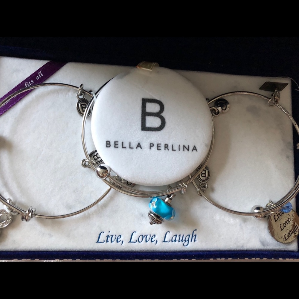 Jewelry - Picture 3 of 4